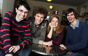 Der neue Vorstand, v. l. n. r.: R. Palfreyman, V. Weizenegger, J. Mehltretter, A. Mehltretter