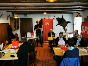 Trotz der fast 20 Teilnehmern - Abstand musste sein